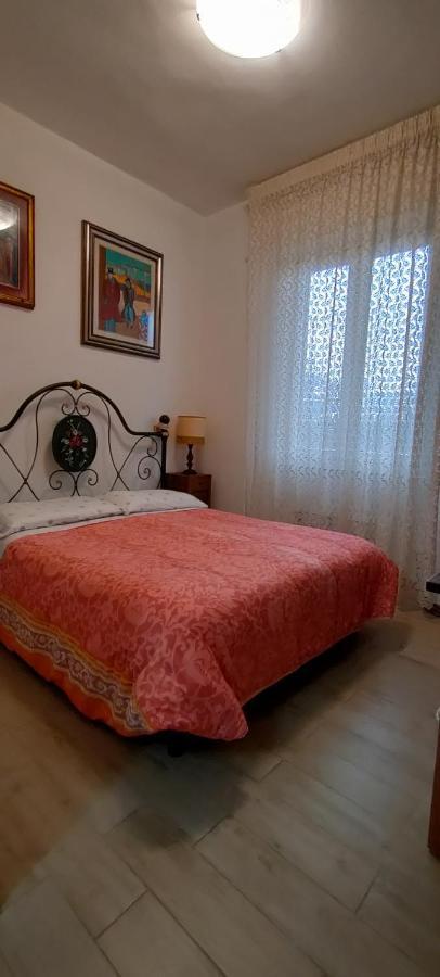 Pisa Central Station Room Rent Exteriör bild